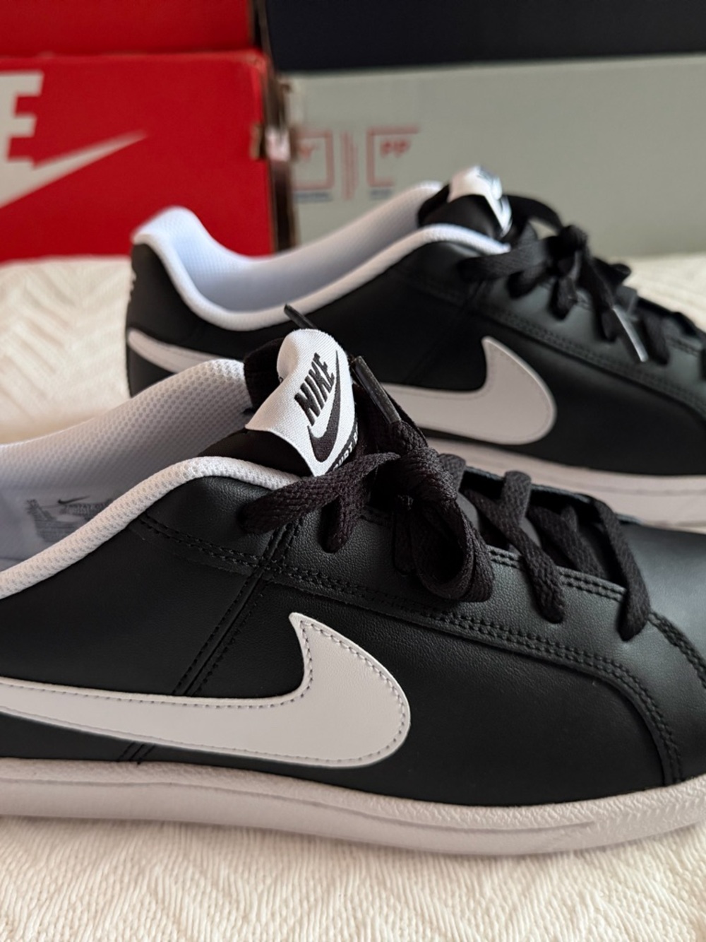 Nike Court Royale - Picture 3 of 6